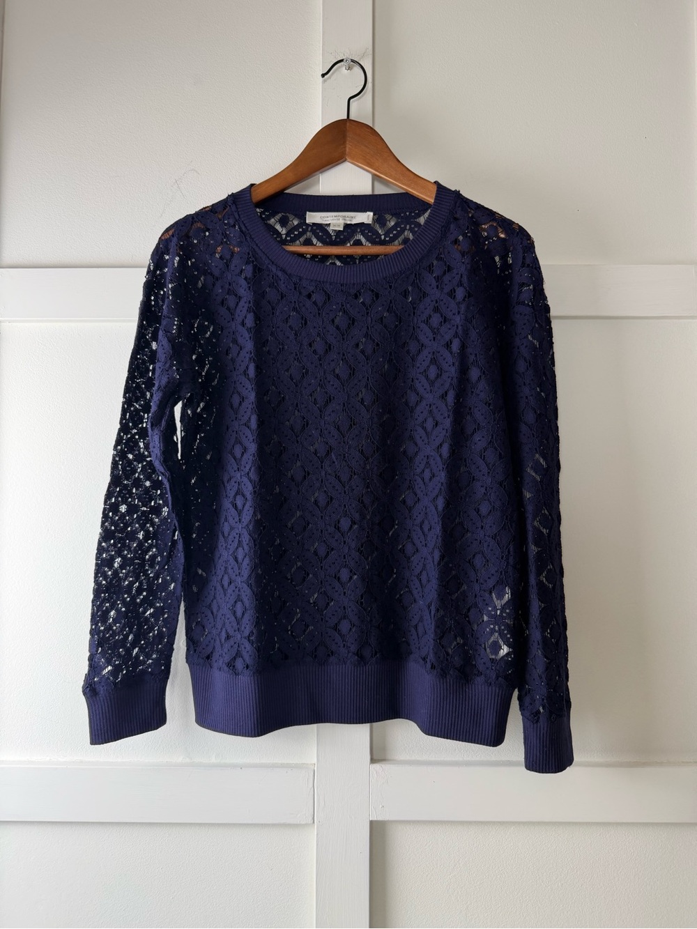 Contemporaine by Simons Navy Geometric Lace Pullover – M